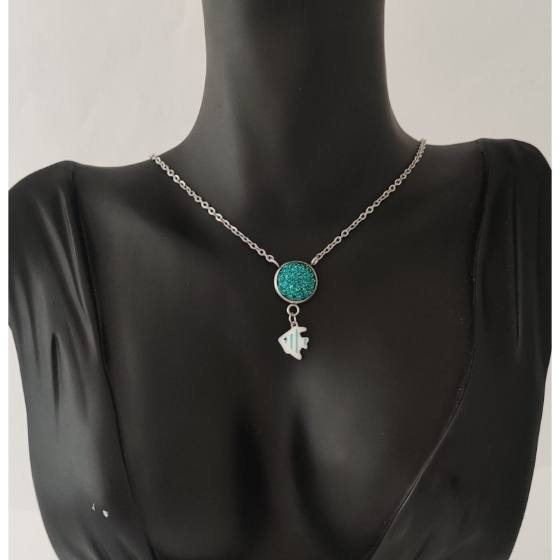 Collier bleu canard pailleté poisson